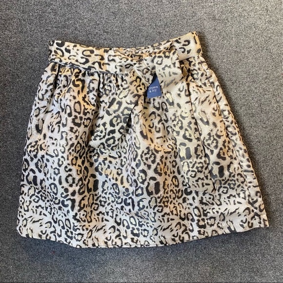 Crown & Ivy Animal Print Skirt -Cheetah Leopard Shine Bright Hol 2 - Picture 3 of 8